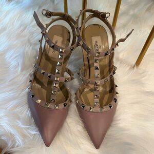Valentino Garavani Rockstud Leather Ankle Strap Heels Pumps/Dusty Rose/Nude/38